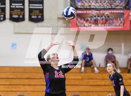 Thumbnail 2 in Riverside Academy @ Metairie Park Country Day (LHSAA Playoffs) photogallery.