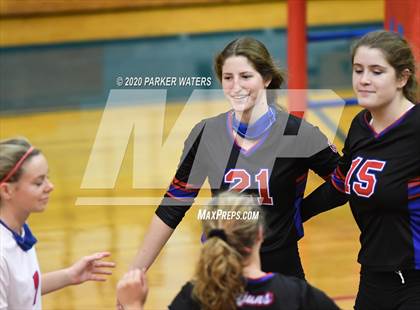 Thumbnail 3 in Riverside Academy @ Metairie Park Country Day (LHSAA Playoffs) photogallery.