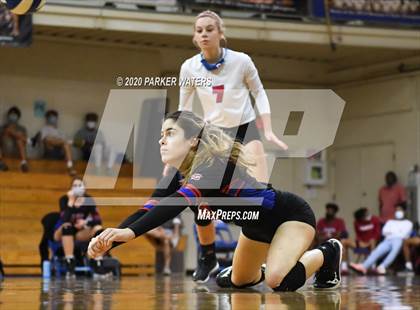 Thumbnail 3 in Riverside Academy @ Metairie Park Country Day (LHSAA Playoffs) photogallery.