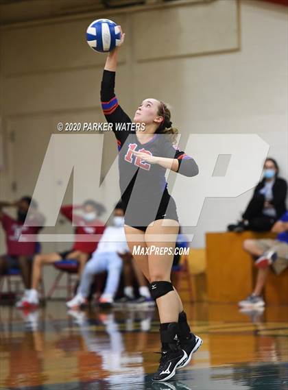Thumbnail 2 in Riverside Academy @ Metairie Park Country Day (LHSAA Playoffs) photogallery.