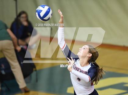 Thumbnail 3 in Riverside Academy @ Metairie Park Country Day (LHSAA Playoffs) photogallery.