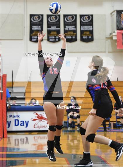 Thumbnail 1 in Riverside Academy @ Metairie Park Country Day (LHSAA Playoffs) photogallery.