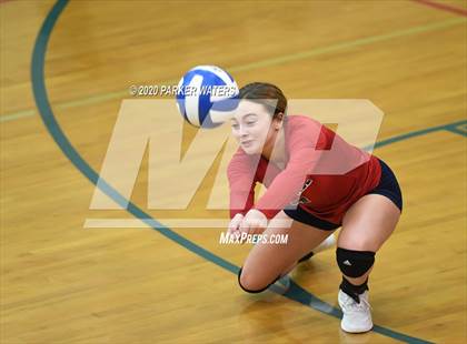 Thumbnail 1 in Riverside Academy @ Metairie Park Country Day (LHSAA Playoffs) photogallery.
