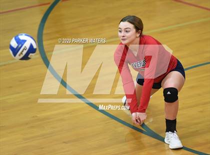 Thumbnail 3 in Riverside Academy @ Metairie Park Country Day (LHSAA Playoffs) photogallery.