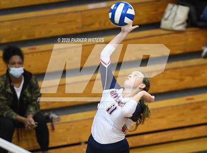 Thumbnail 1 in Riverside Academy @ Metairie Park Country Day (LHSAA Playoffs) photogallery.