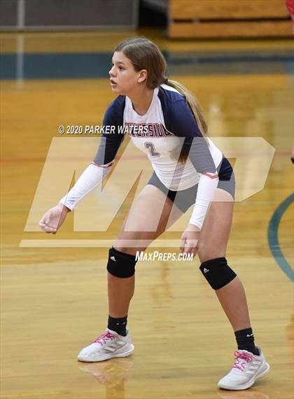 Thumbnail 1 in Riverside Academy @ Metairie Park Country Day (LHSAA Playoffs) photogallery.