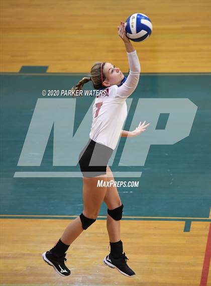 Thumbnail 2 in Riverside Academy @ Metairie Park Country Day (LHSAA Playoffs) photogallery.
