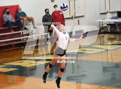 Thumbnail 3 in Riverside Academy @ Metairie Park Country Day (LHSAA Playoffs) photogallery.