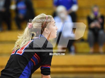 Thumbnail 3 in Riverside Academy @ Metairie Park Country Day (LHSAA Playoffs) photogallery.
