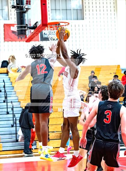 Thumbnail 3 in Monroe vs. Morehead photogallery.