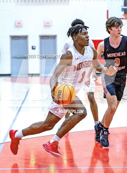 Thumbnail 3 in Monroe vs. Morehead photogallery.