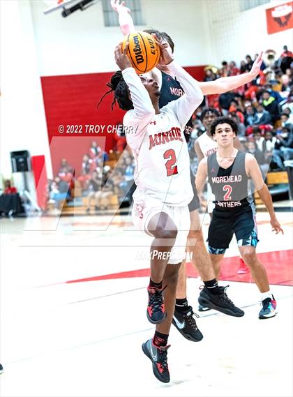 Thumbnail 3 in Monroe vs. Morehead photogallery.