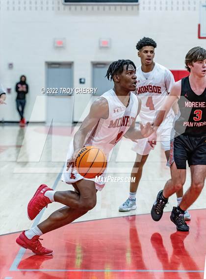 Thumbnail 2 in Monroe vs. Morehead photogallery.