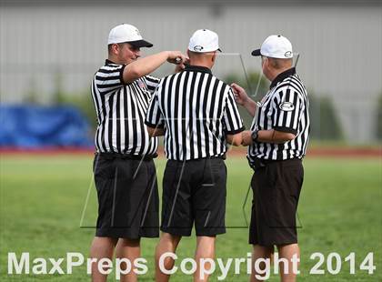 Thumbnail 2 in Southington @ New Milford (CIAC Class L 1st Round) photogallery.