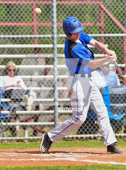 Thumbnail 3 in Beckville vs. Joaquin (Waskom Invitational) photogallery.
