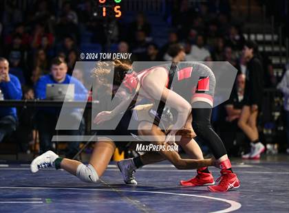Thumbnail 2 in UIL 5A Championship Finals 100-114lb photogallery.