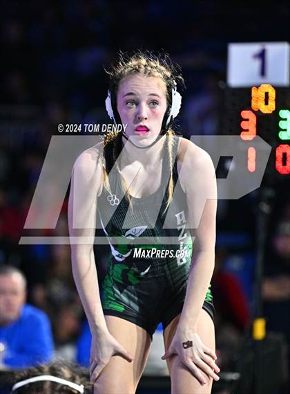 Thumbnail 3 in UIL 5A Championship Finals 100-114lb photogallery.