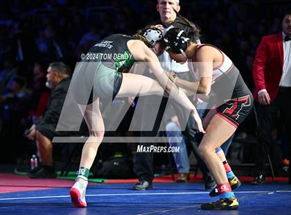 Thumbnail 2 in UIL 5A Championship Finals 100-114lb photogallery.