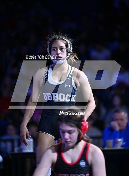 Thumbnail 3 in UIL 5A Championship Finals 100-114lb photogallery.