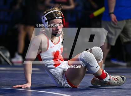 Thumbnail 1 in UIL 5A Championship Finals 100-114lb photogallery.