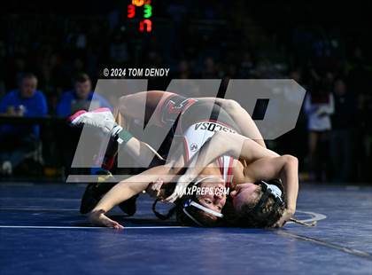 Thumbnail 1 in UIL 5A Championship Finals 100-114lb photogallery.