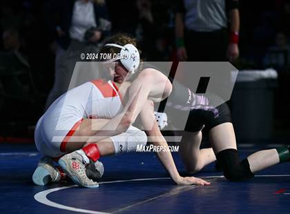 Thumbnail 2 in UIL 5A Championship Finals 100-114lb photogallery.