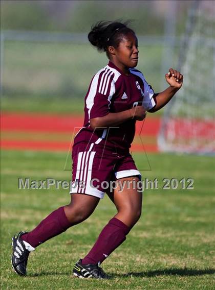 Thumbnail 1 in Santa Fe vs. George Ranch (Pearland Soccer Classic) photogallery.