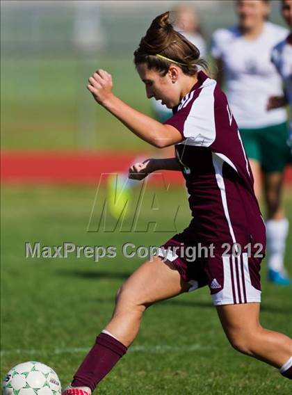 Thumbnail 1 in Santa Fe vs. George Ranch (Pearland Soccer Classic) photogallery.