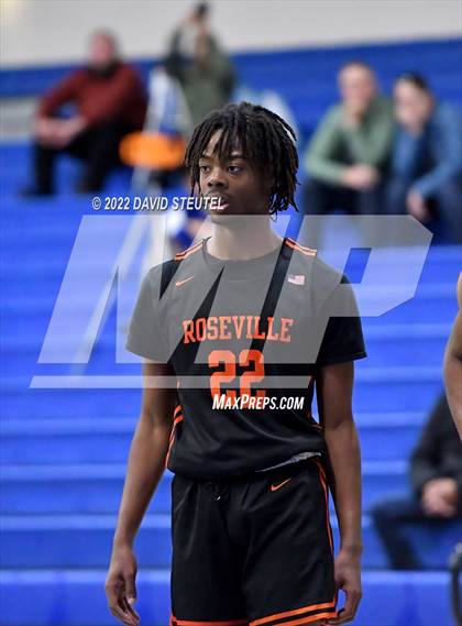 Thumbnail 3 in Roseville vs. Wood (Les Curry Invitational) photogallery.