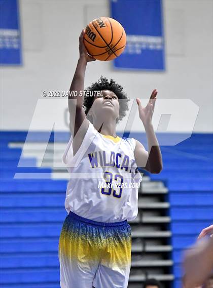 Thumbnail 3 in Roseville vs. Wood (Les Curry Invitational) photogallery.