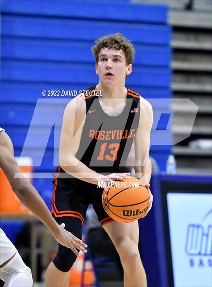 Thumbnail 3 in Roseville vs. Wood (Les Curry Invitational) photogallery.