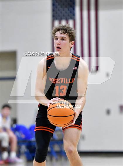 Thumbnail 1 in Roseville vs. Wood (Les Curry Invitational) photogallery.