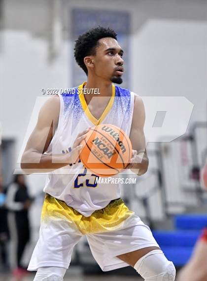 Thumbnail 1 in Roseville vs. Wood (Les Curry Invitational) photogallery.