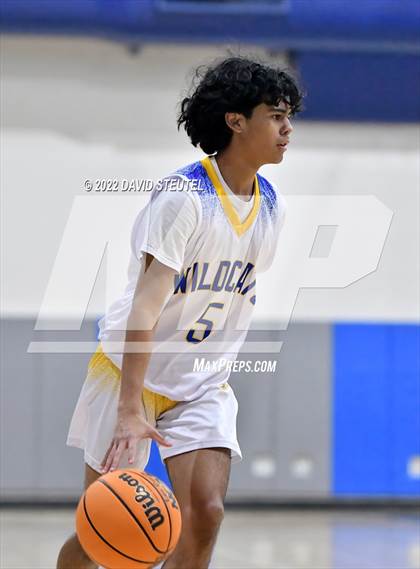 Thumbnail 3 in Roseville vs. Wood (Les Curry Invitational) photogallery.