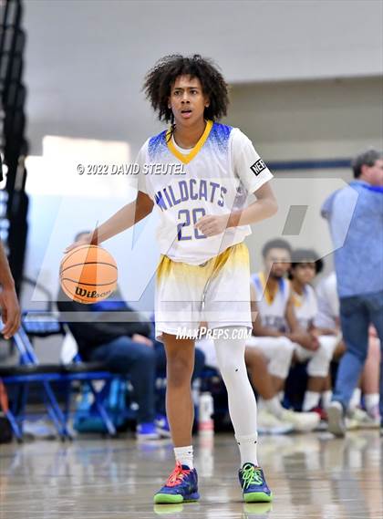 Thumbnail 2 in Roseville vs. Wood (Les Curry Invitational) photogallery.