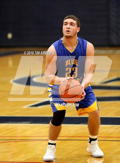 Thumbnail 1 in Annville-Cleona vs. Middletown photogallery.