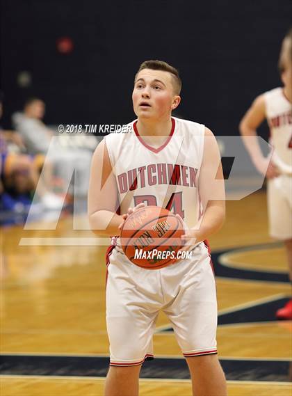 Thumbnail 2 in Annville-Cleona vs. Middletown photogallery.