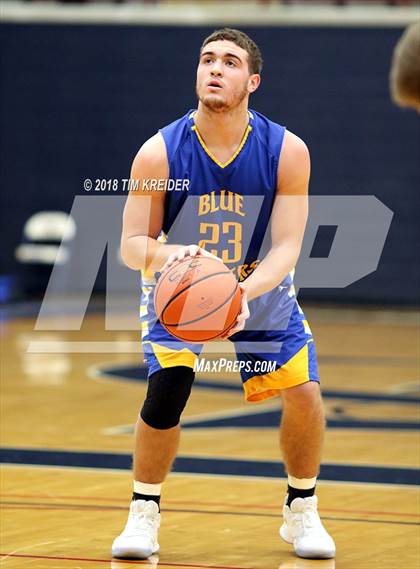 Thumbnail 3 in Annville-Cleona vs. Middletown photogallery.