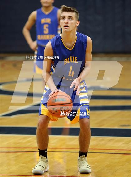 Thumbnail 2 in Annville-Cleona vs. Middletown photogallery.