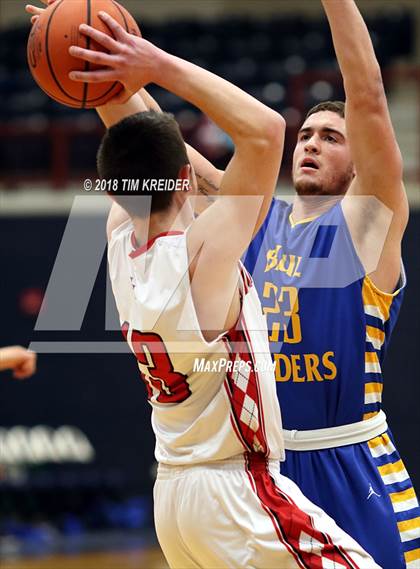 Thumbnail 3 in Annville-Cleona vs. Middletown photogallery.