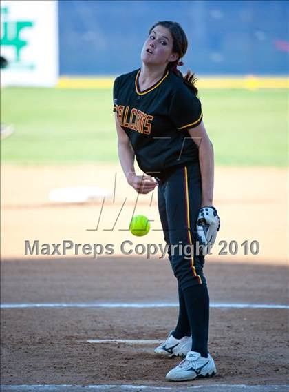 Thumbnail 2 in El Camino vs Torrey Pines (CIF SDS D1 Final) photogallery.