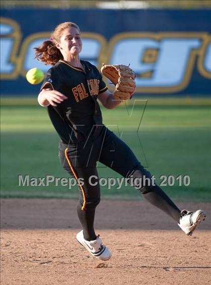 Thumbnail 3 in El Camino vs Torrey Pines (CIF SDS D1 Final) photogallery.