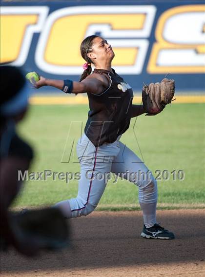 Thumbnail 1 in El Camino vs Torrey Pines (CIF SDS D1 Final) photogallery.