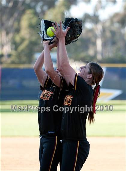 Thumbnail 2 in El Camino vs Torrey Pines (CIF SDS D1 Final) photogallery.