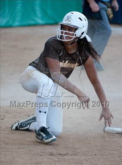 Thumbnail 2 in El Camino vs Torrey Pines (CIF SDS D1 Final) photogallery.