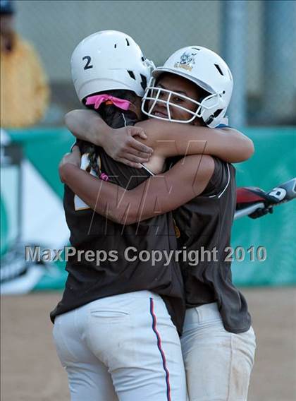 Thumbnail 3 in El Camino vs Torrey Pines (CIF SDS D1 Final) photogallery.