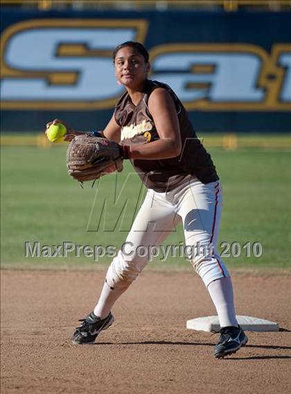 Thumbnail 2 in El Camino vs Torrey Pines (CIF SDS D1 Final) photogallery.
