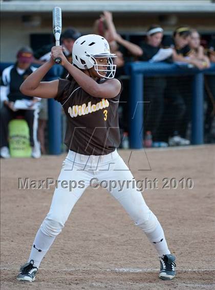 Thumbnail 2 in El Camino vs Torrey Pines (CIF SDS D1 Final) photogallery.