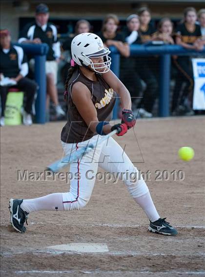 Thumbnail 3 in El Camino vs Torrey Pines (CIF SDS D1 Final) photogallery.