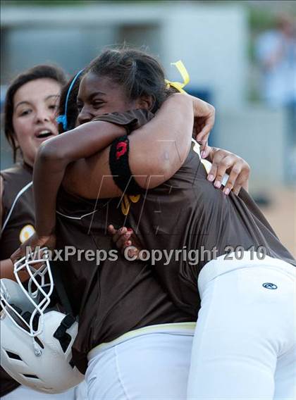 Thumbnail 1 in El Camino vs Torrey Pines (CIF SDS D1 Final) photogallery.
